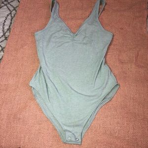 Cute onsize tank top